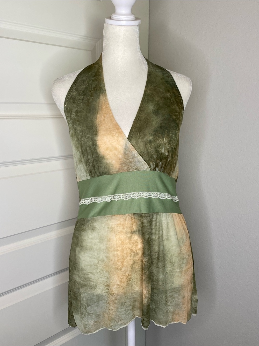 Y2K Tie-Dye Halter in Olive Green